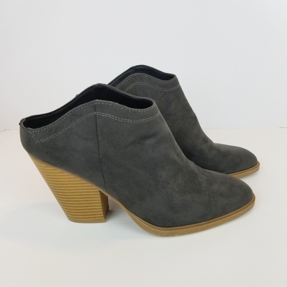 DV By Dolce Vita Judges Heeled Mule Boots - Picture 4 of 8
